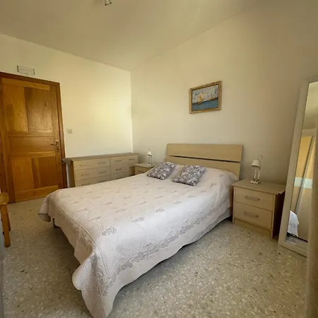 Sea View 2 Bedroom Apartment